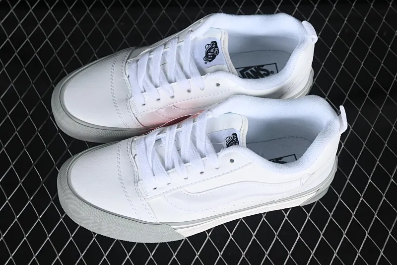All categories Vans Vans series Vans Low Vans low-top Vans Knu Skool Vans low-top retro casual fat bread shoes VN0009QCBUH